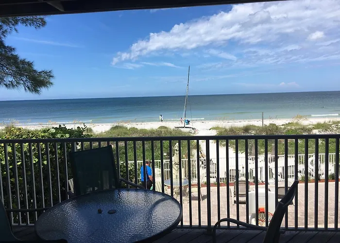 Joyce's Beachfront 3 Hotel Clearwater Beach